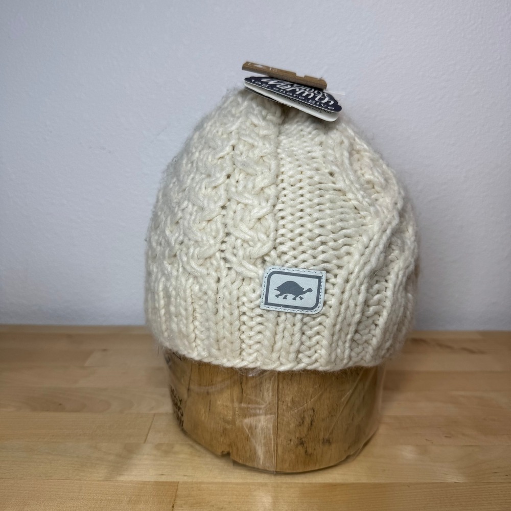 Turtle Fur Selena Beanie Womens Natural Cable Knit Fleece Lined Ski Hat NEW